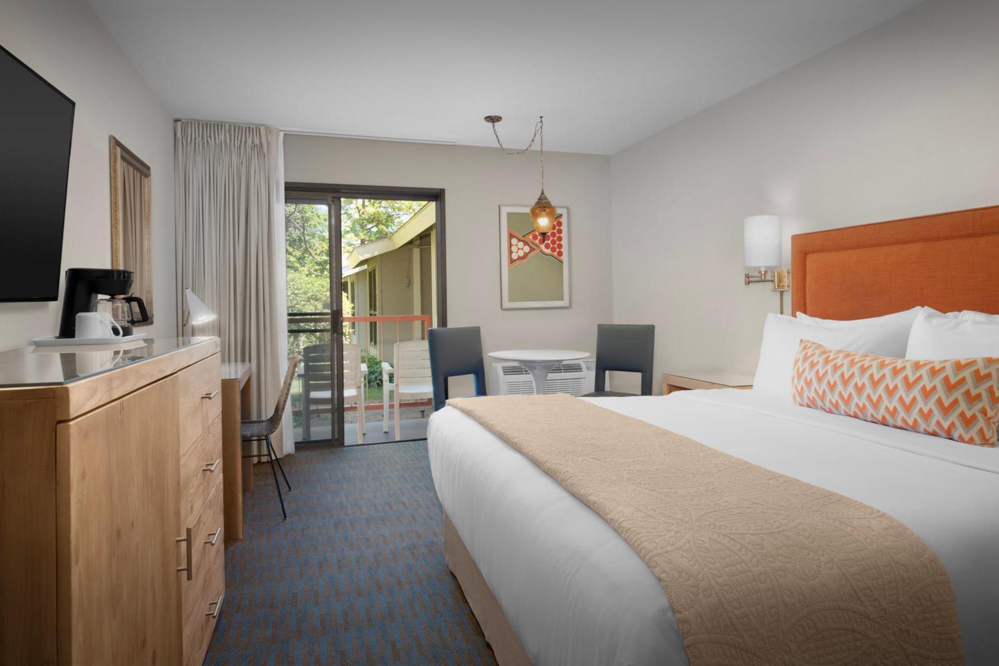 Ashland Hills Hotel & Suites Exterior foto